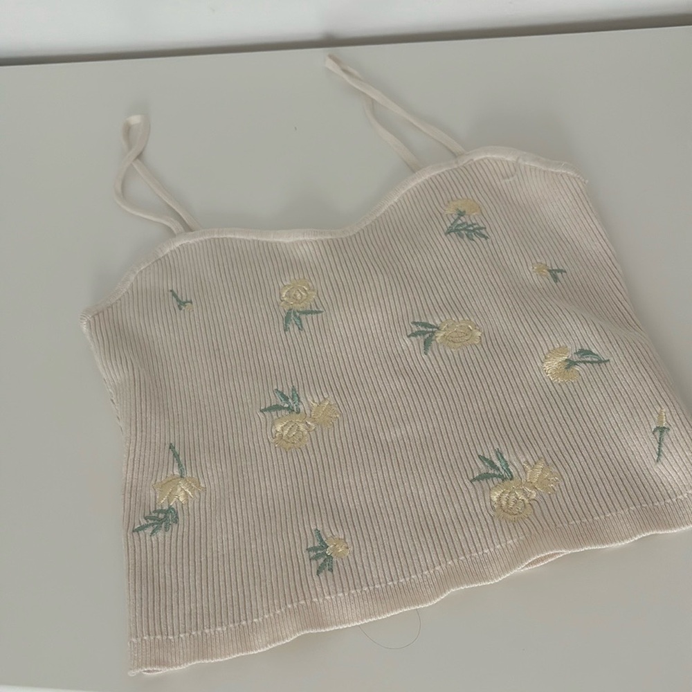 h&m - top crop - knitwear - spring - size small (used)